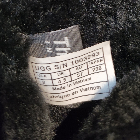 UGG Thinsulate Winter Boots - Picture 14 of 14